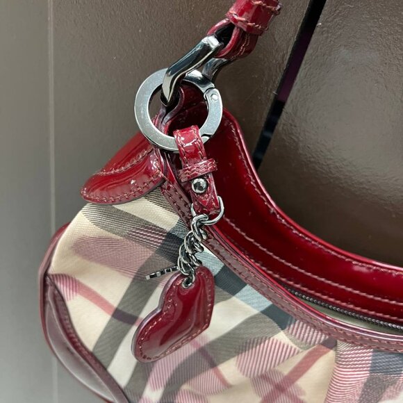 BURBERRY HEARTS NOVA CHECK SHOULDER BAG - Picture 4 of 6